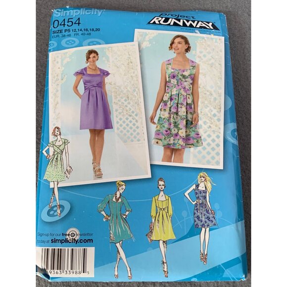 Simplicity Project Runway Dress Sewing Pattern 0454 Size 12 14 16 18 20 2011 - Picture 1 of 3